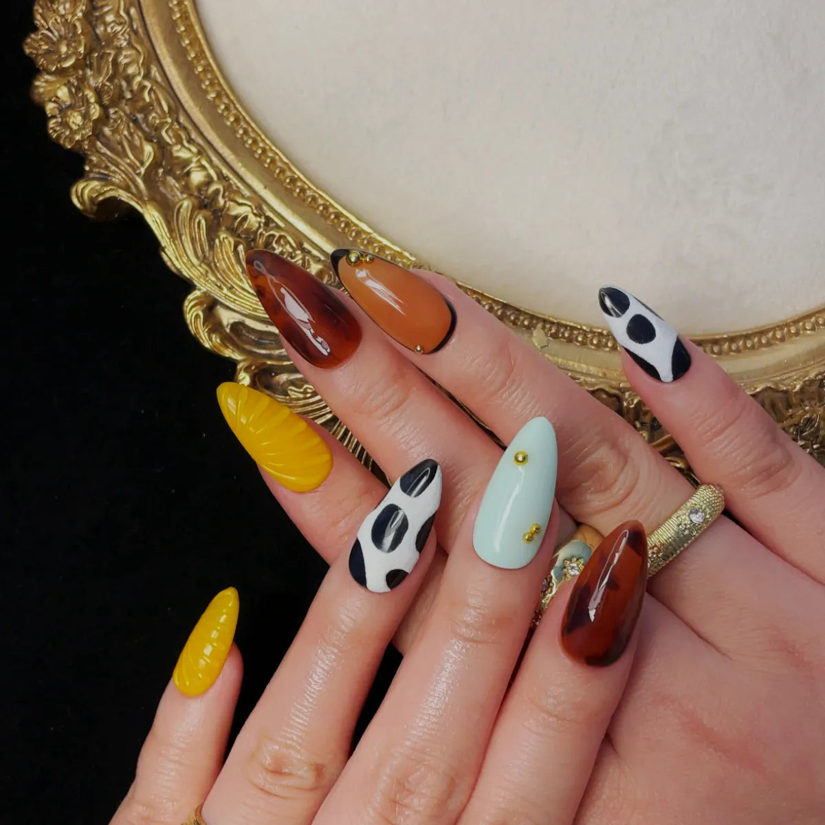 Press On Nail Amber Strike