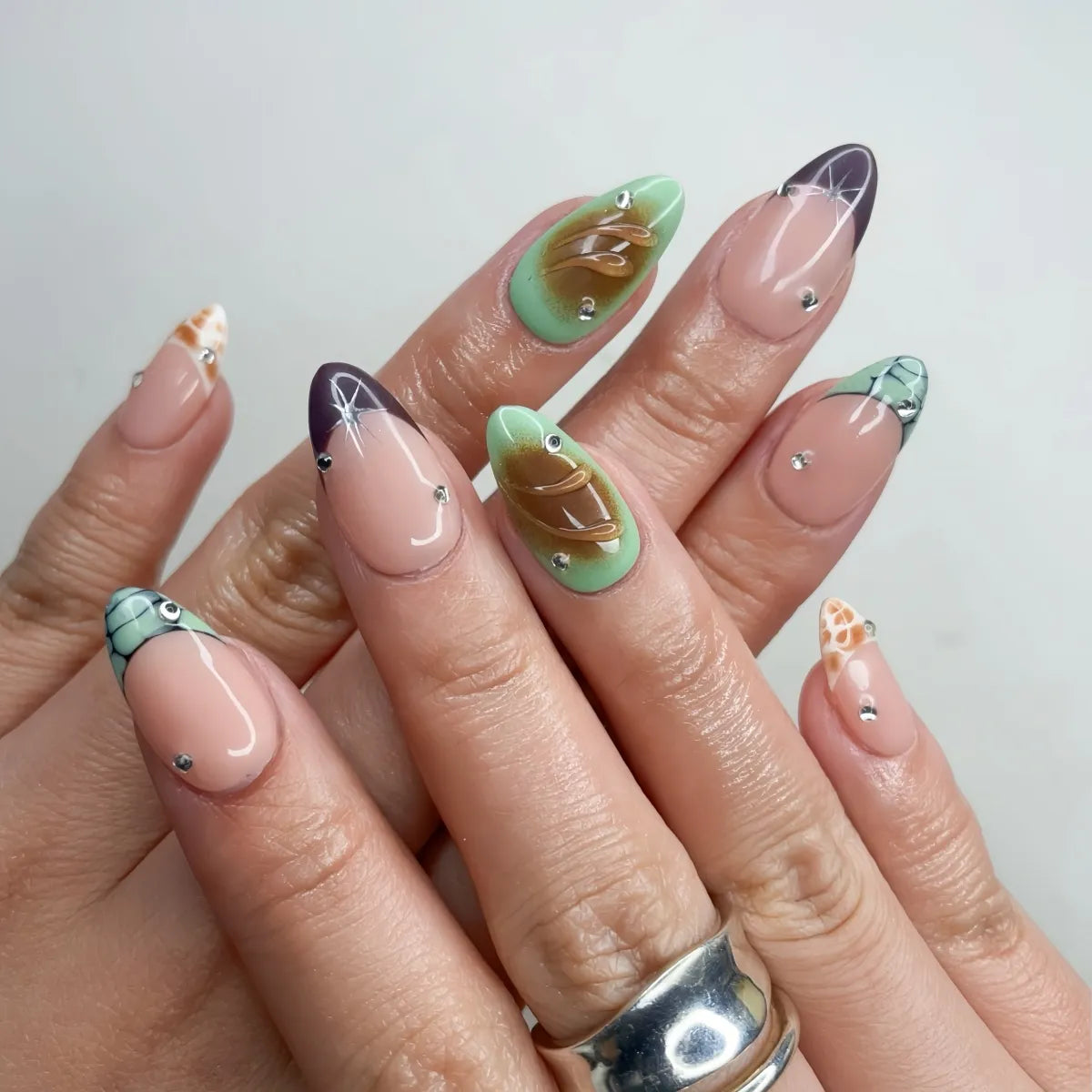Press On Nail Azure Arc