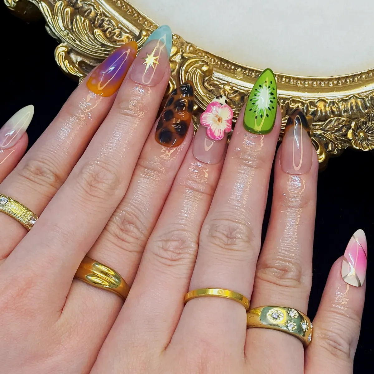 Press On Nail Kiwi Garden