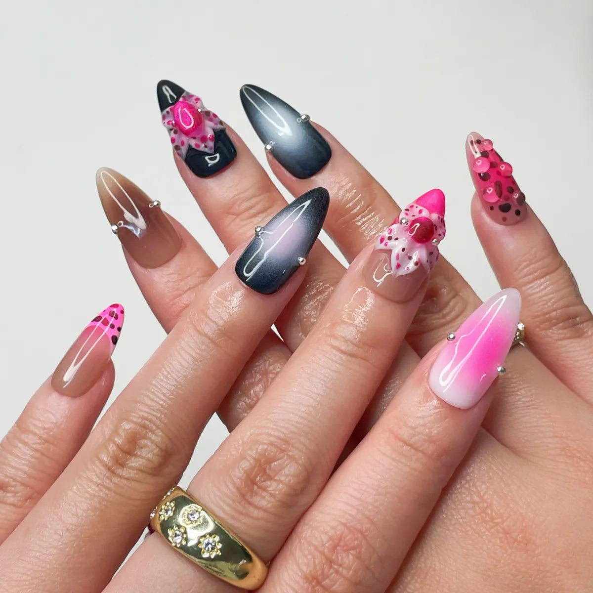 Press On Nail Pink Leopard
