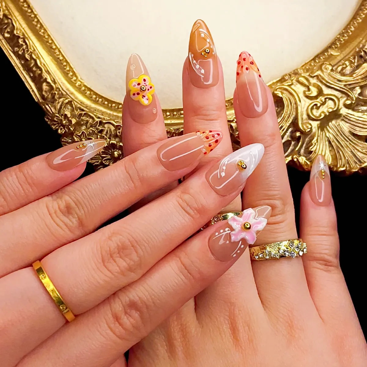 Press On Nail Sunlit Petal