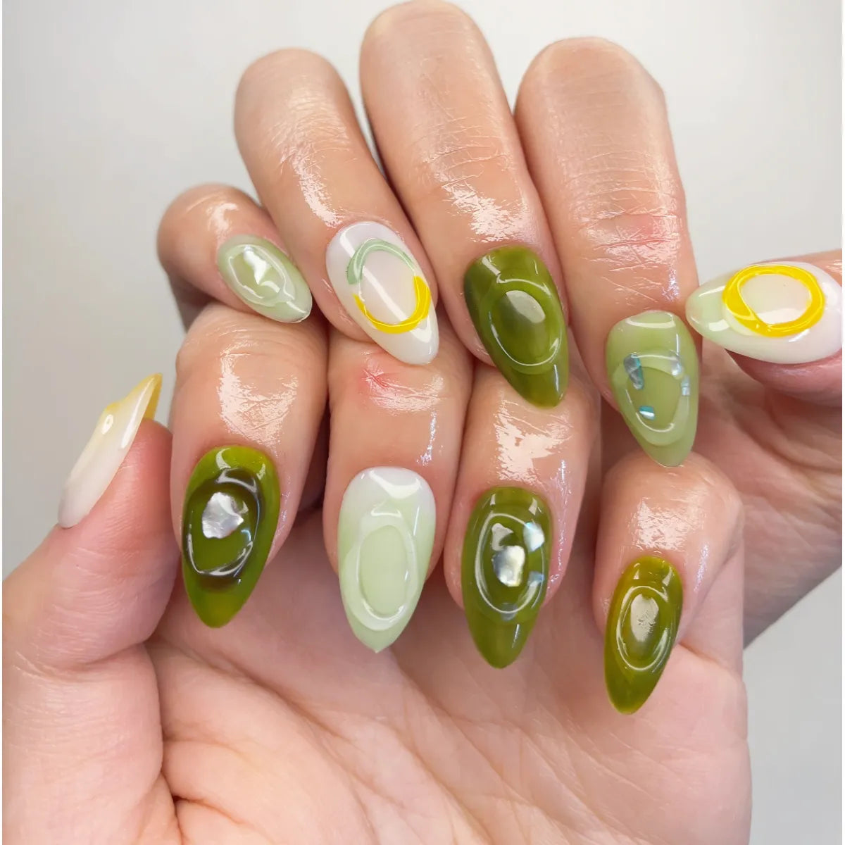 Press On Nail Sylvan Silhouette