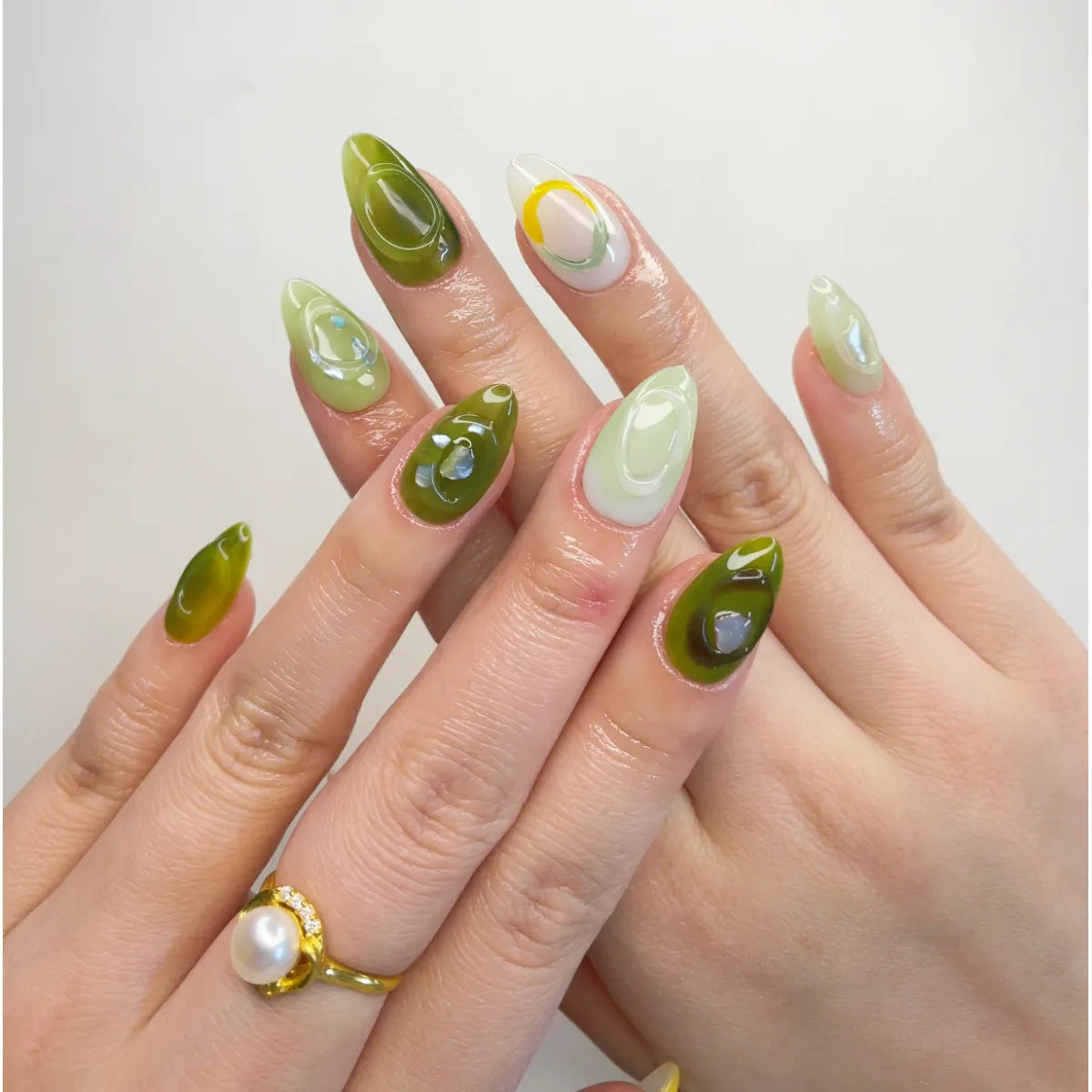 Press On Nail Sylvan Silhouette