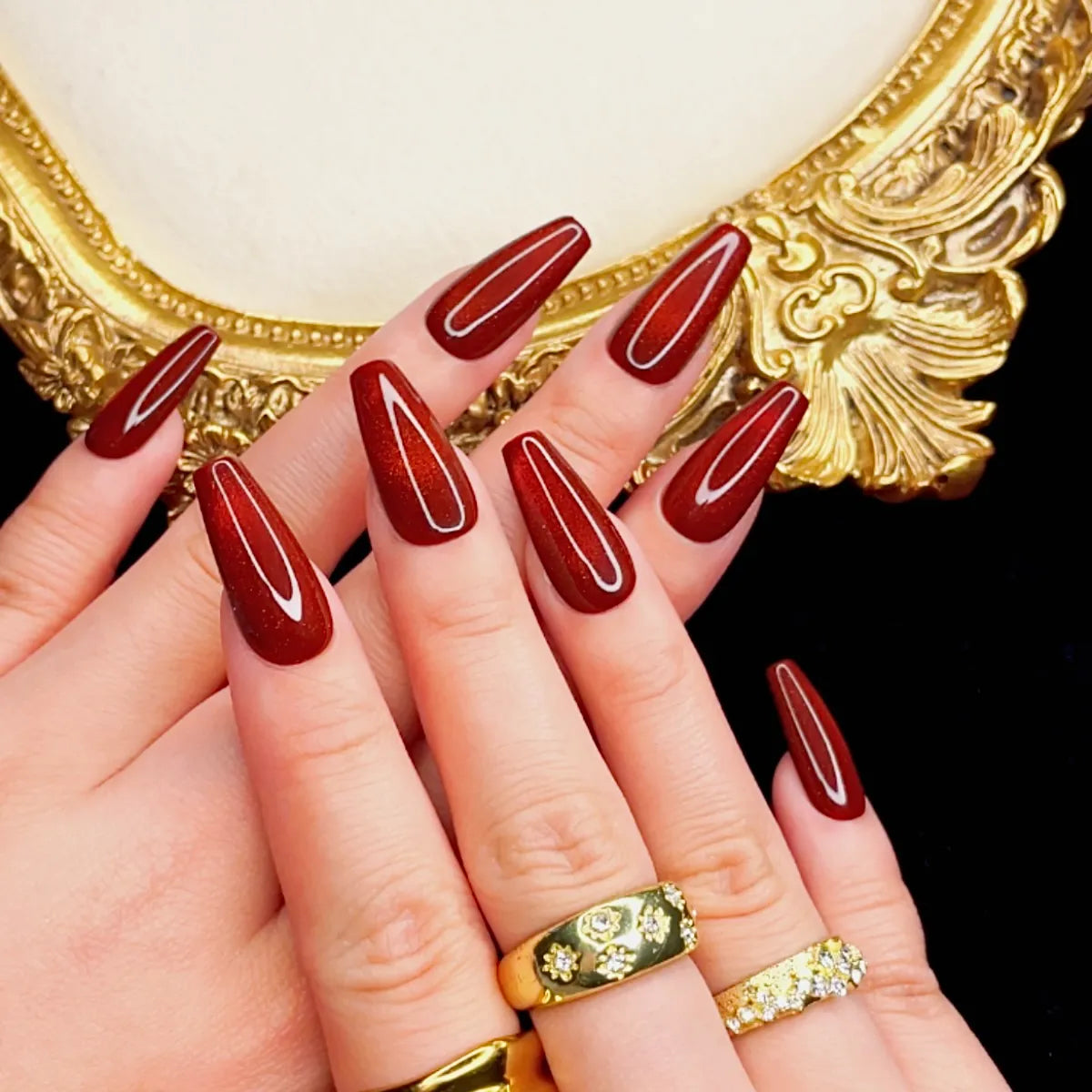 Press On Nail Red Cat's Eyes