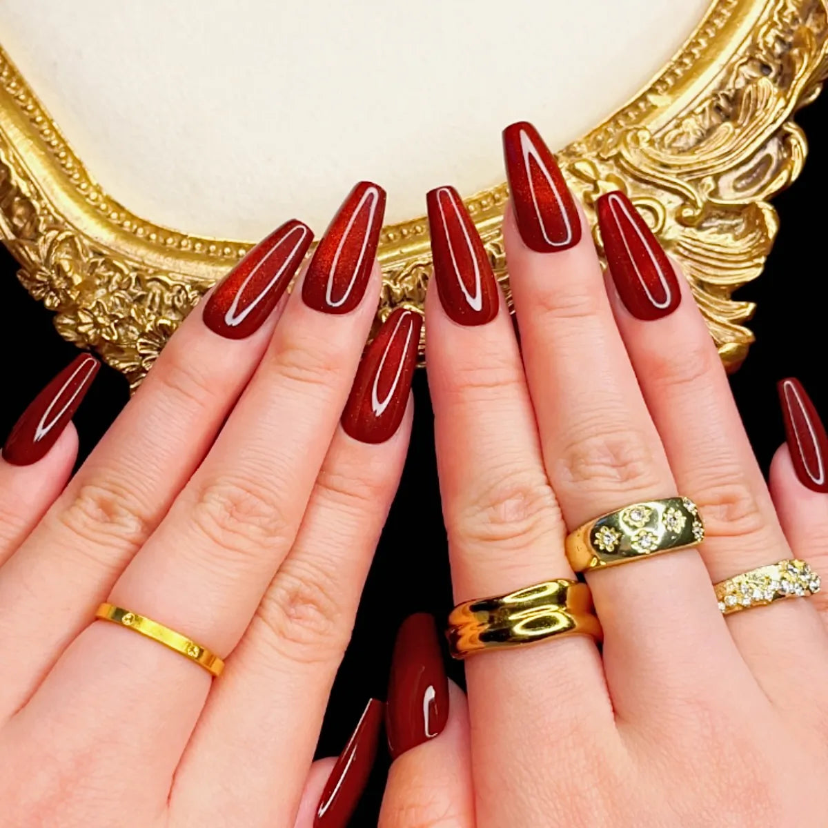 Press On Nail Red Cat's Eyes