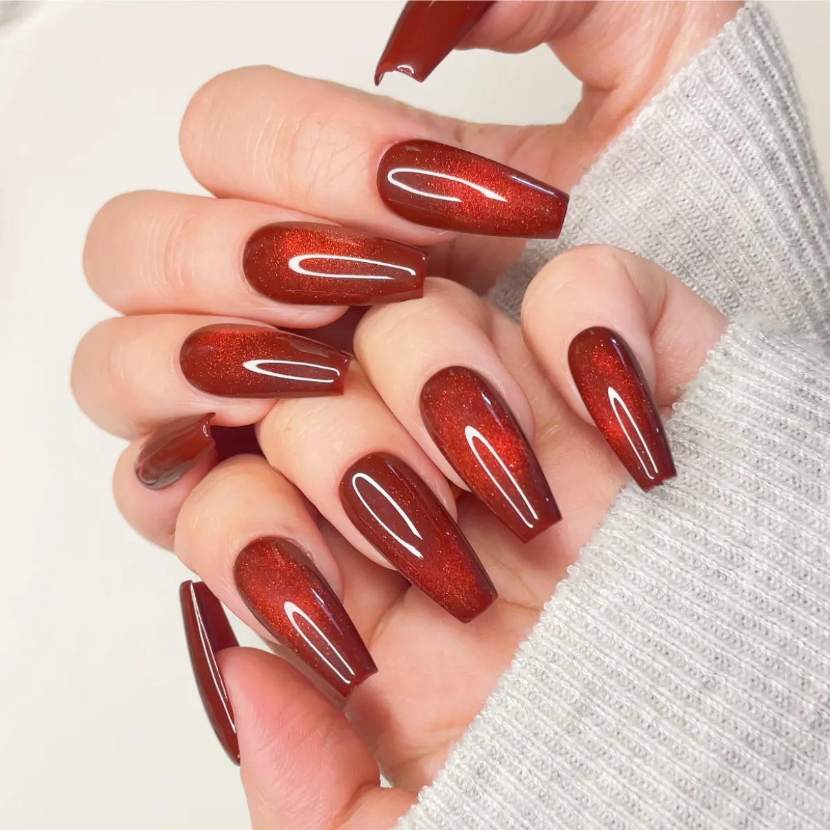 Press On Nail Red Cat's Eyes