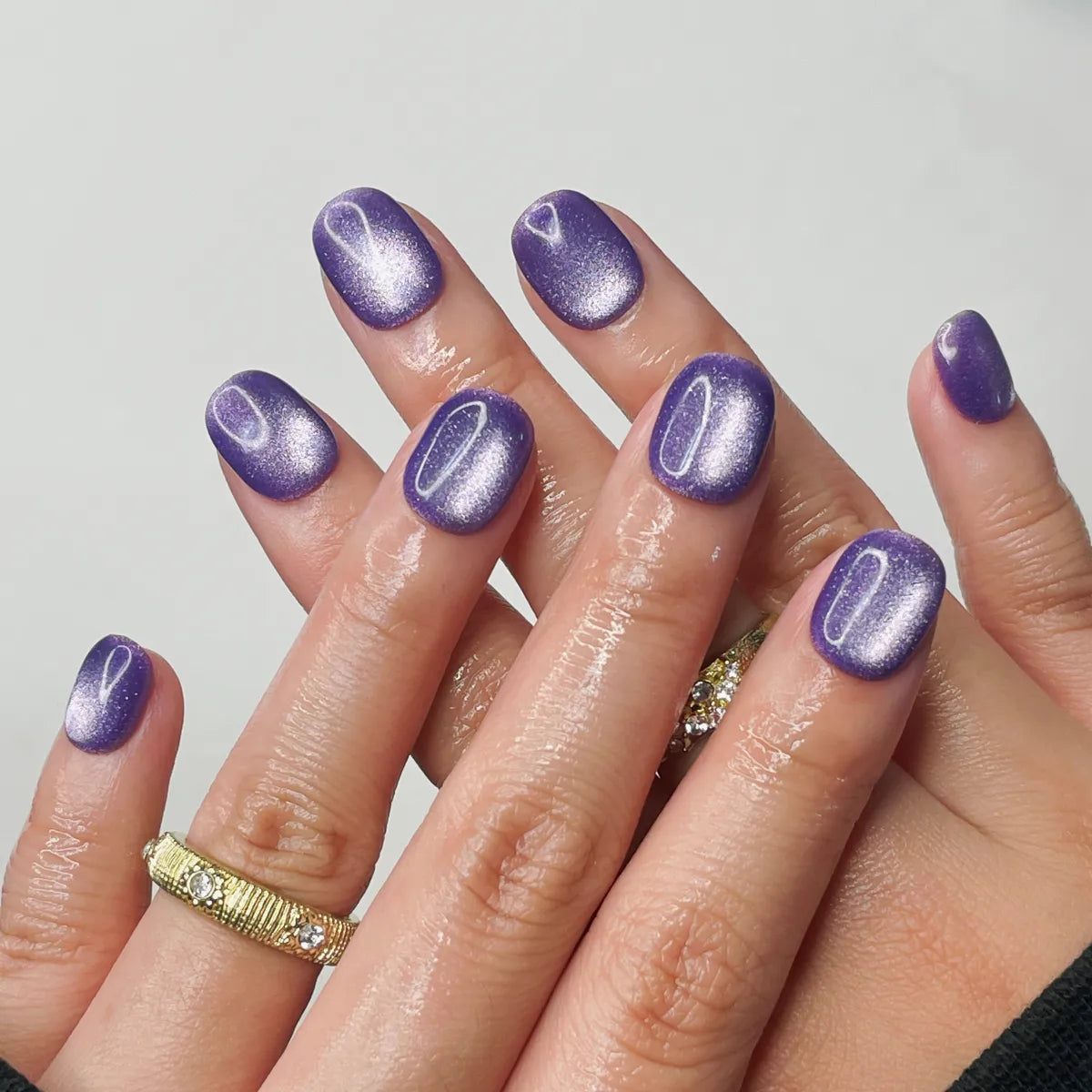 Press On Nail Cat - Eye Purple Haze