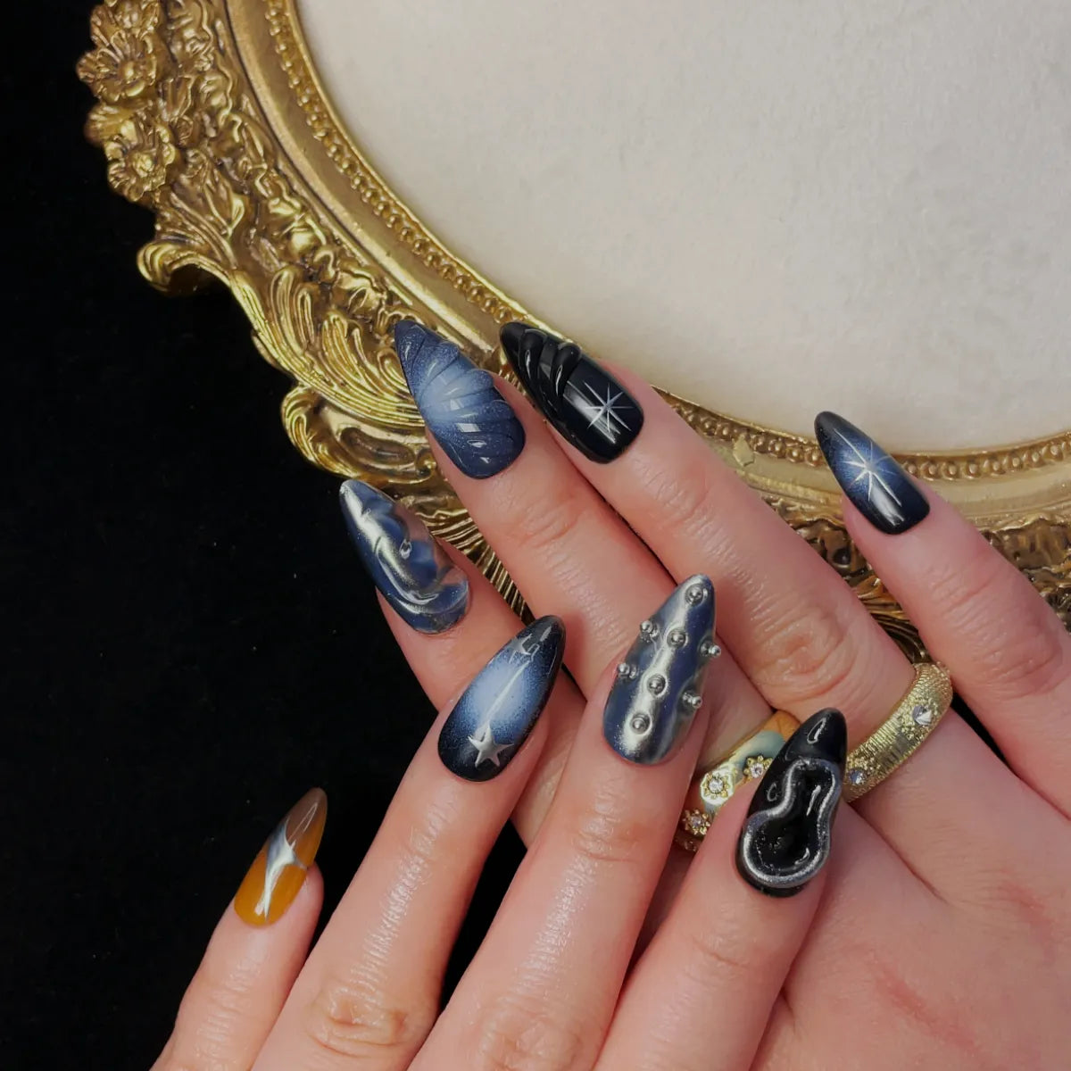 Press On Nail Obsidian Starfall