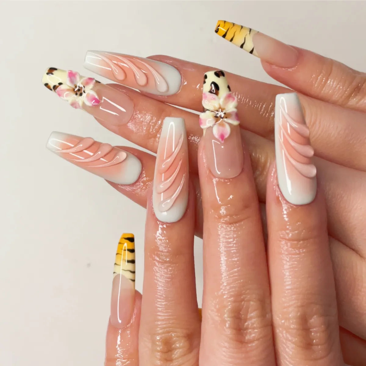 Press On Nail Pink Leopard Bloom