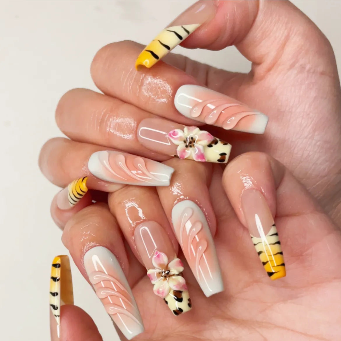 Press On Nail Pink Leopard Bloom
