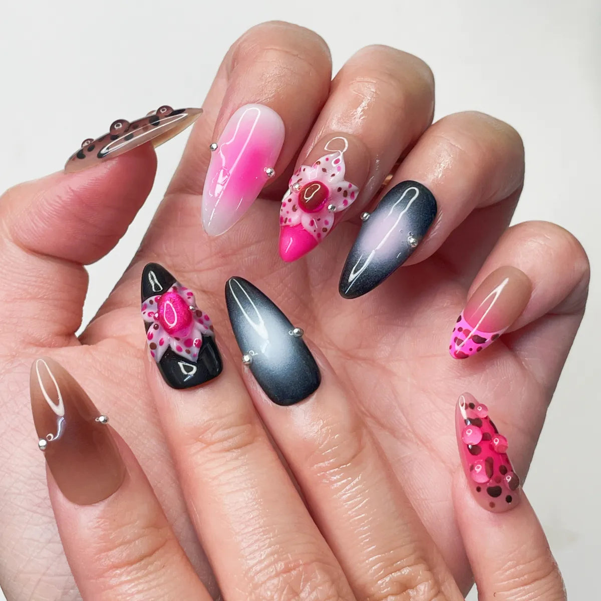 Press On Nail Pink Leopard