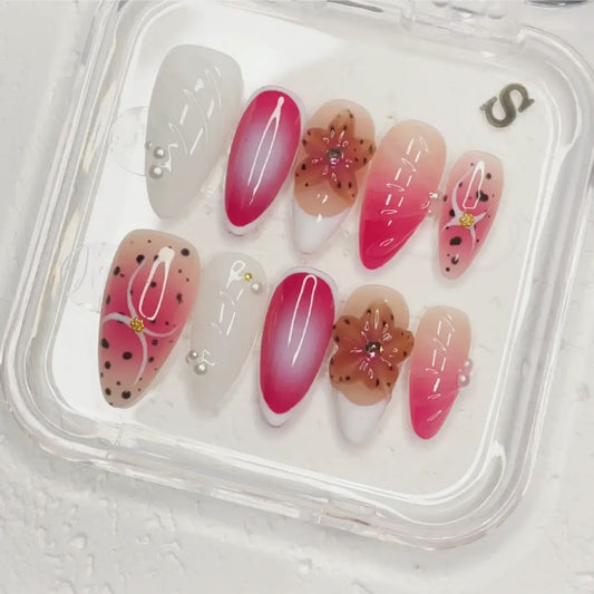 Press On Nail Dragon Kiss