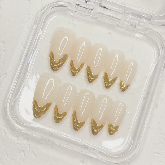 Press On Nail Soft Gold Edge