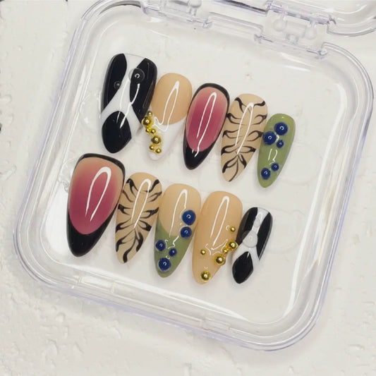 Press On Nail Golden Dot Elegance