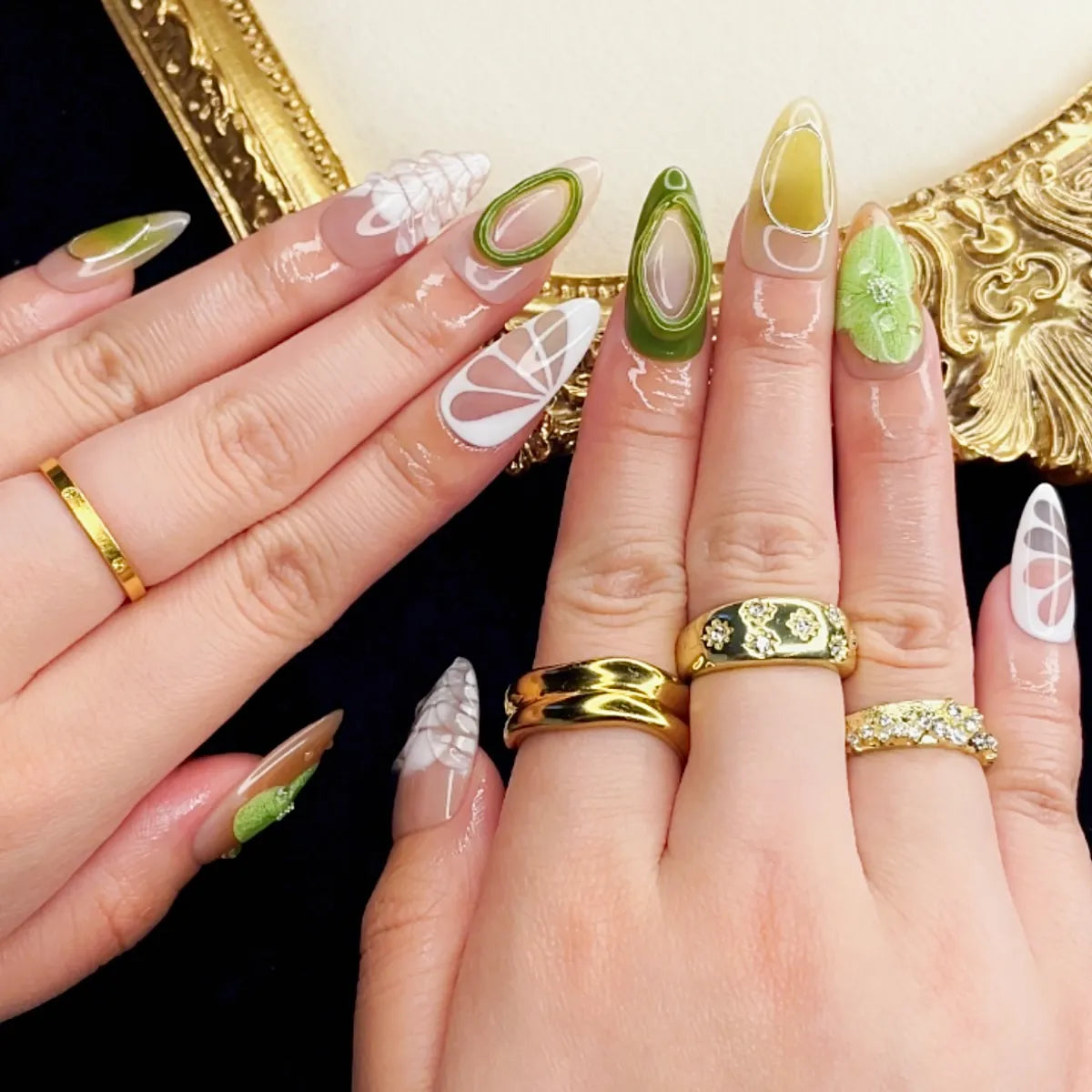 Press On Nail Pistachio Planets