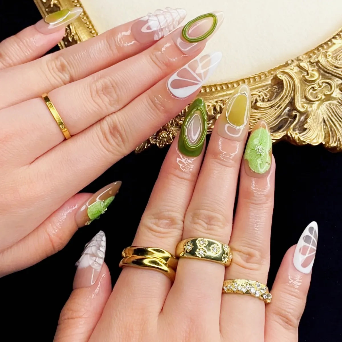 Press On Nail Pistachio Planets