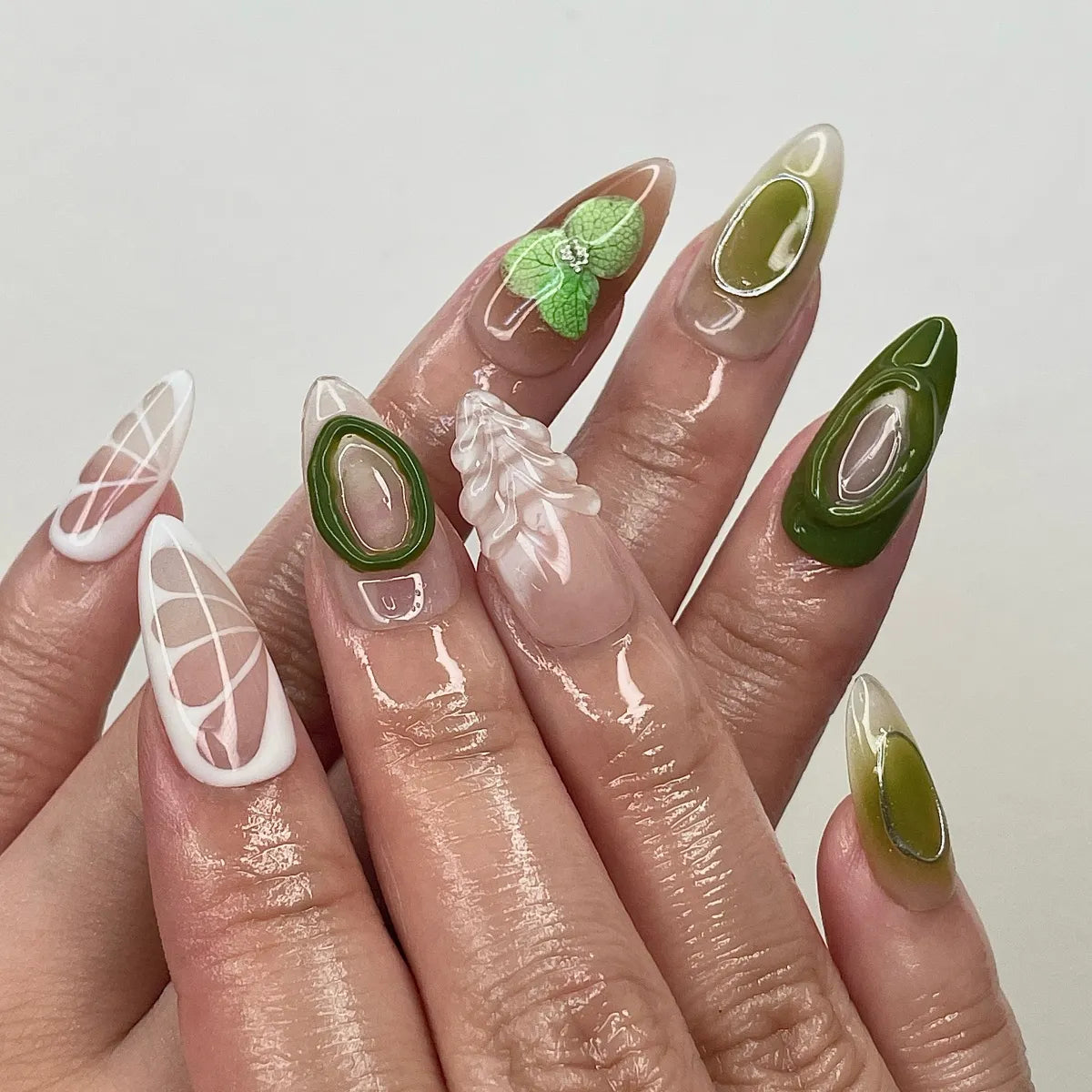 Press On Nail Pistachio Planets
