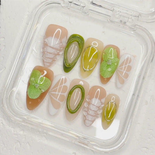 Press On Nail Pistachio Planets