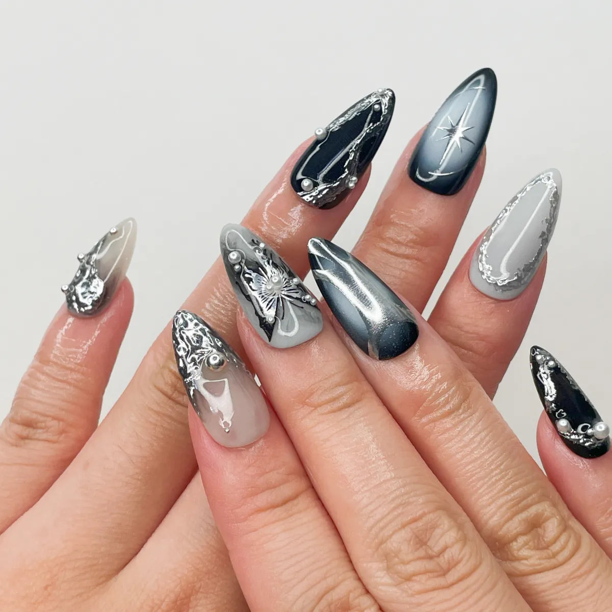 Press On Nail Frosted Wing Glam