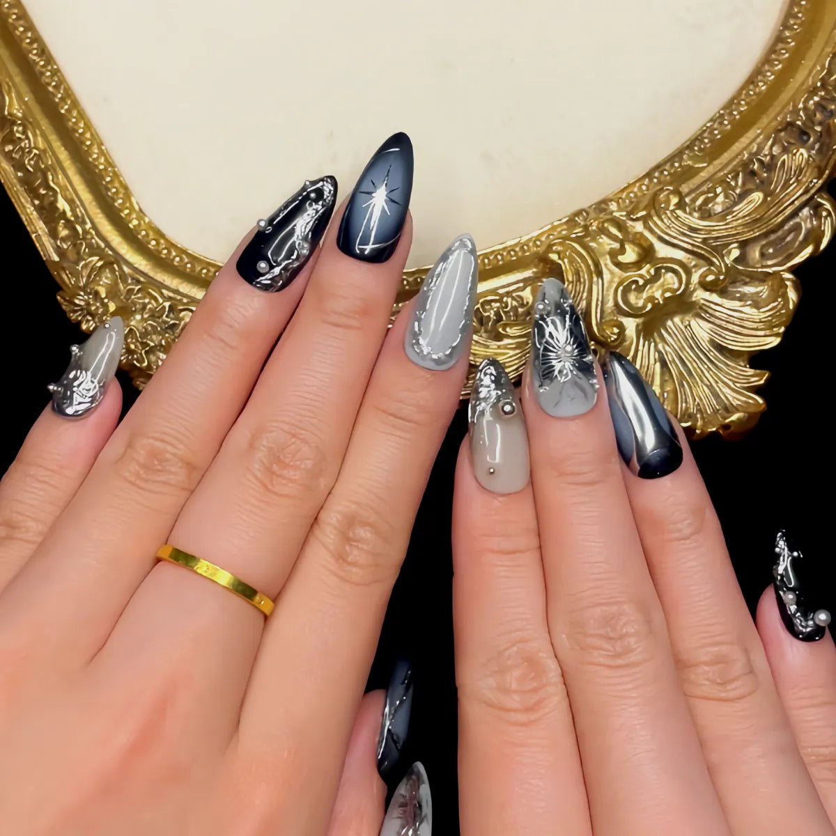 Press On Nail Frosted Wing Glam