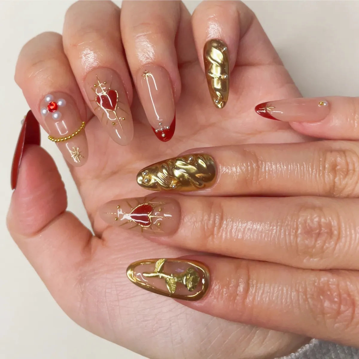 Press On Nail Golden Roses