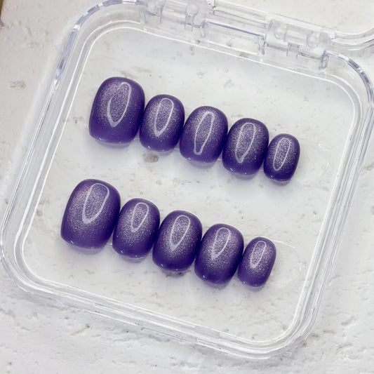 Press On Nail Cat - Eye Purple Haze